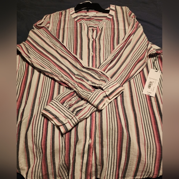 Liz Claiborne striped button-up blouse - Picture 2 of 4